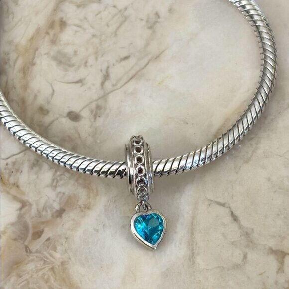 Michael Hill December 925 Sterling Silver Blue Topaz Heart Charm Bead - Picture 1 of 5